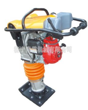 點(diǎn)擊查看詳細(xì)信息<br>標(biāo)題：LXCJ-75H 沖擊夯 閱讀次數(shù)：2380