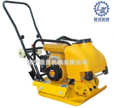 點(diǎn)擊查看詳細(xì)信息<br>標(biāo)題：LXPB-80T型平板夯 閱讀次數(shù)：2198